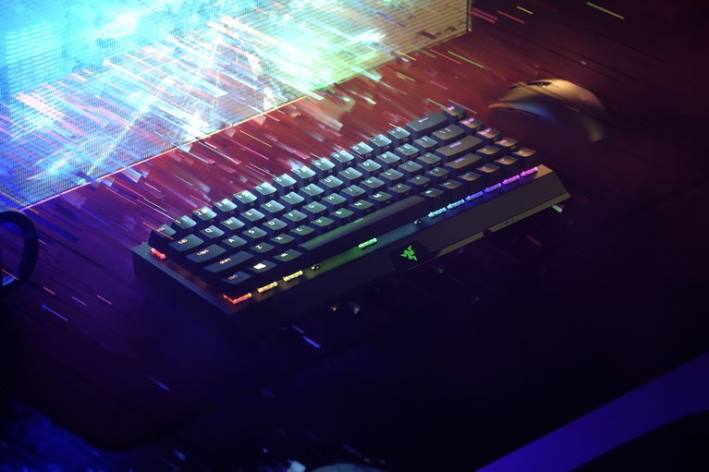 negru tastatură N4VF63 blackwidow v3 mini hyperspeed - comutator galben - noi Razer